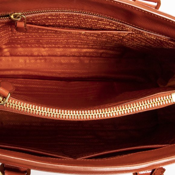 Prada Medium Galleria Single Zip Tote - Picture 5 of 11